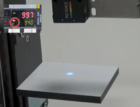 El CZ-V20 mantiene la detección del color aunque cambie la distancia al objeto