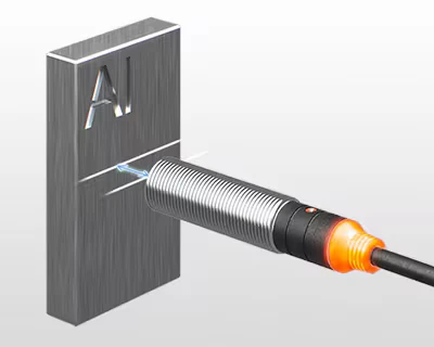 Sensor ER detectando a distancia una pieza de aluminio (Al)