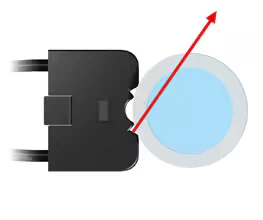 Diagrama con líquido: la luz se irradia hacia el líquido y no regresa al receptor