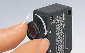 Ajuste del cabezal del sensor LV-N para enfocar el láser en un punto preciso